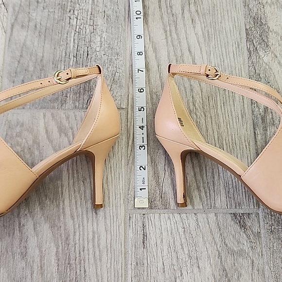 Nine West Nude strappy high heels - Picture 7 of 8